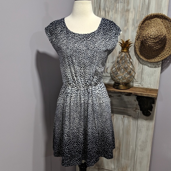 GAP Dresses & Skirts - Gap fit and flare dress, blue with white dots